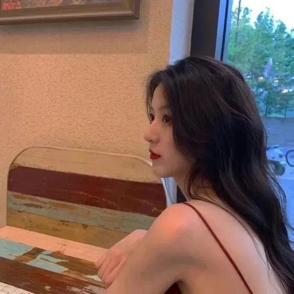 安吉和加布里埃